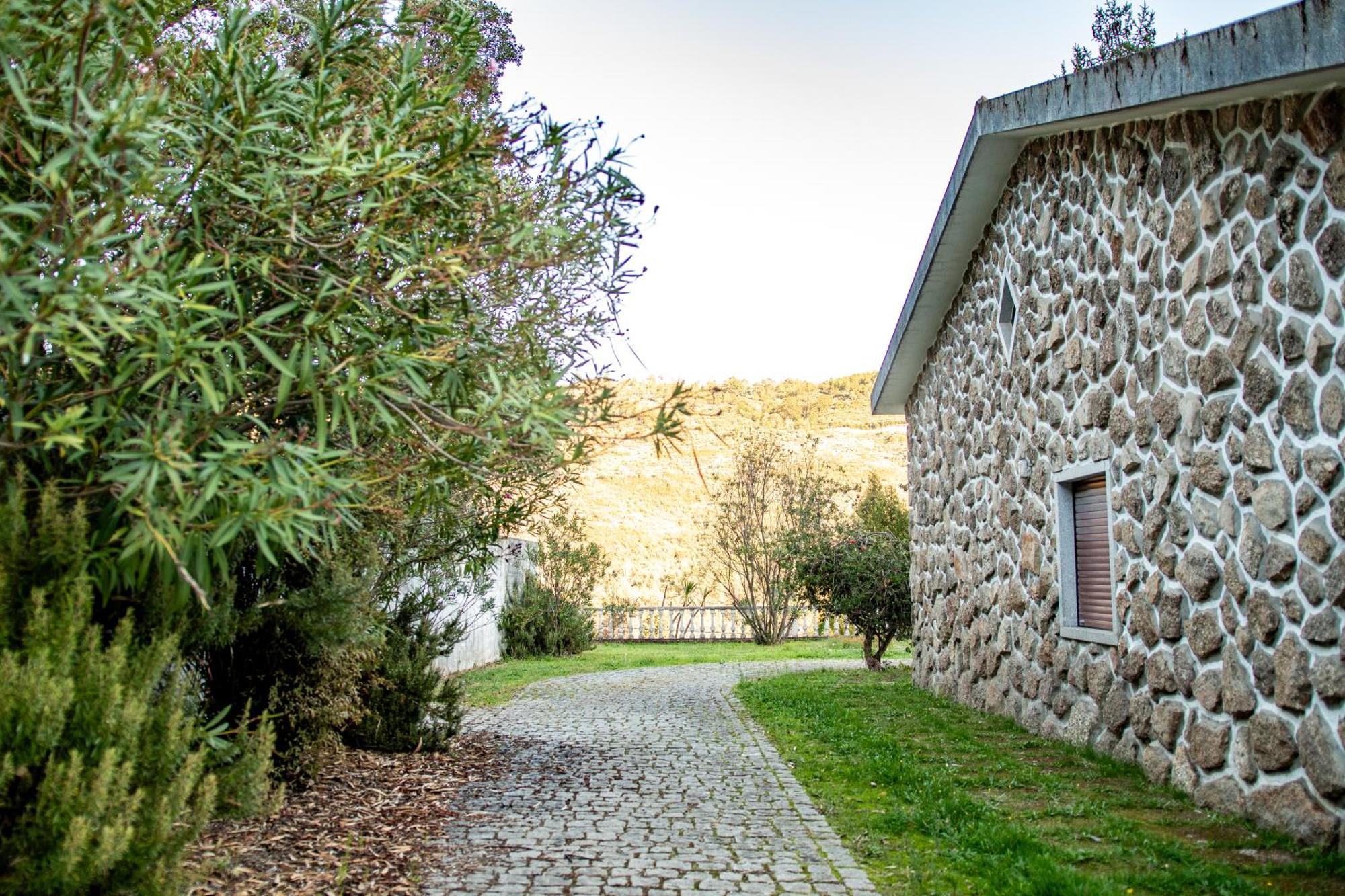Quinta Dos Sincais Bed & Breakfast Guarda Exterior photo
