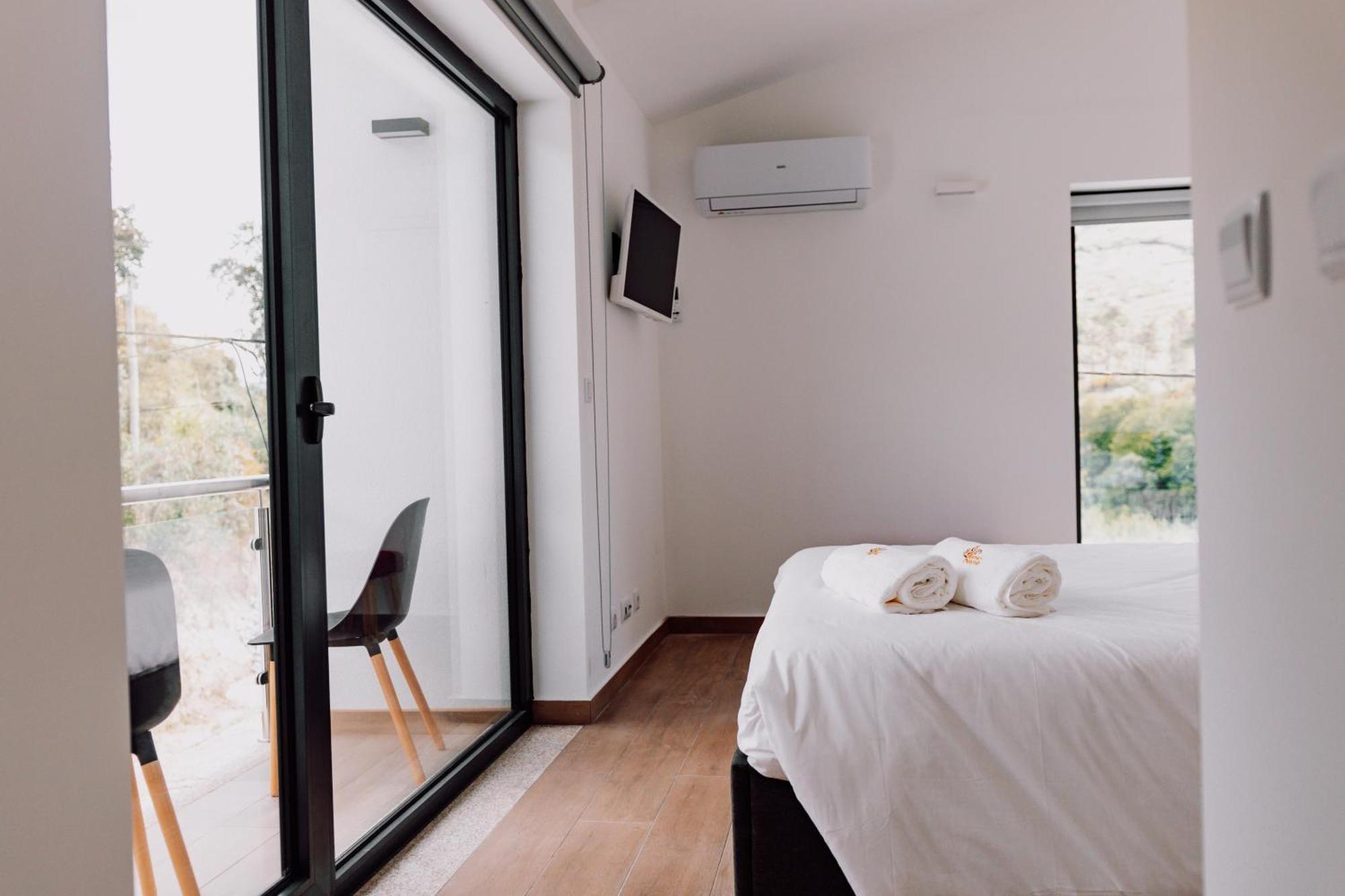 Quinta Dos Sincais Bed & Breakfast Guarda Exterior photo
