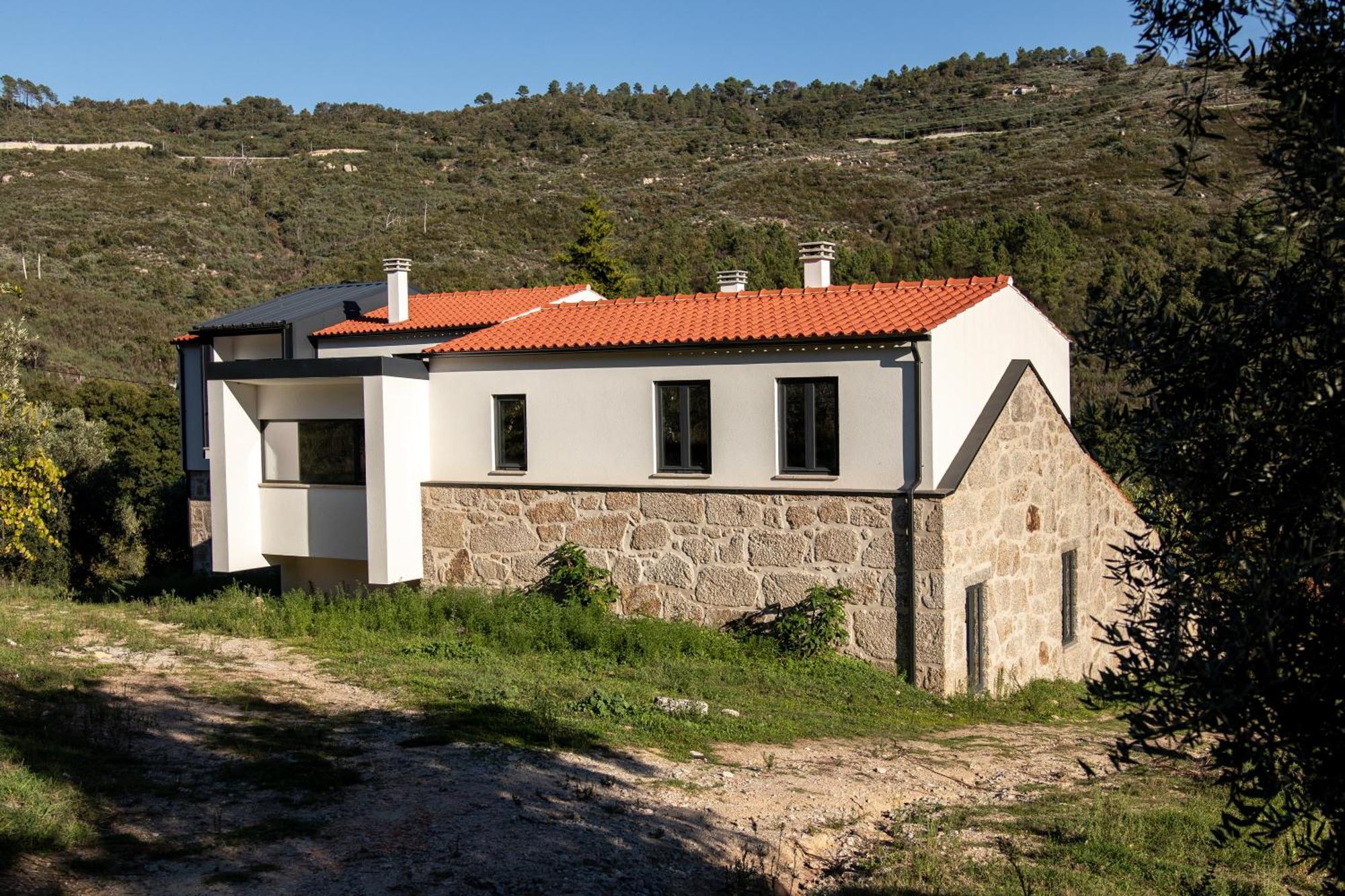 Quinta Dos Sincais Bed & Breakfast Guarda Exterior photo